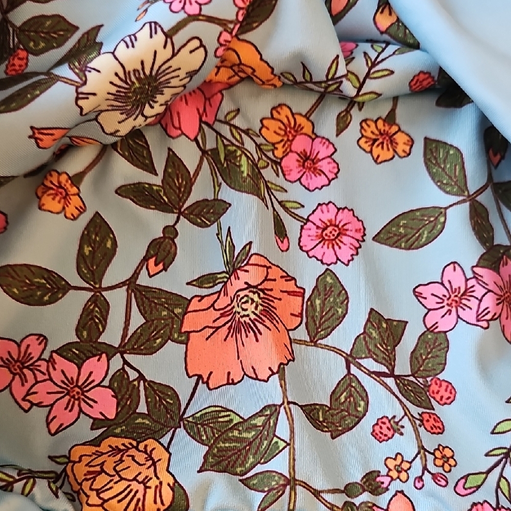 Maaji Floral Reversible Bikini Top with Pink and Orange Accents Size M - Picture 4 of 6